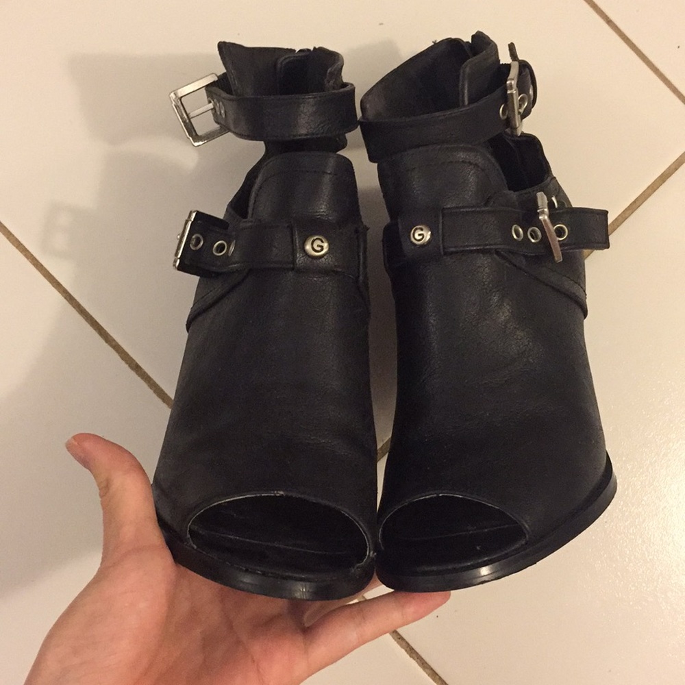 *BOGO 50%*G by Guess black leather block heels - Picture 5 of 5